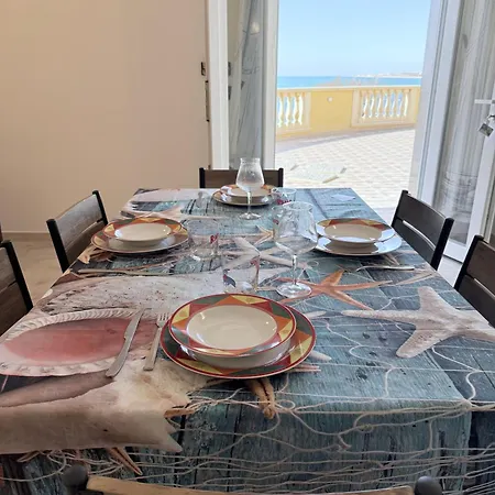 בית נופש Le Onde *