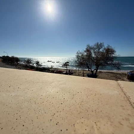 Le Onde Tatil Evi Torre Ovo