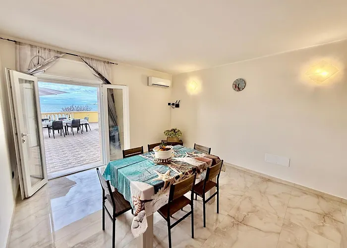 Tatil Evi Le Onde Torre Ovo
